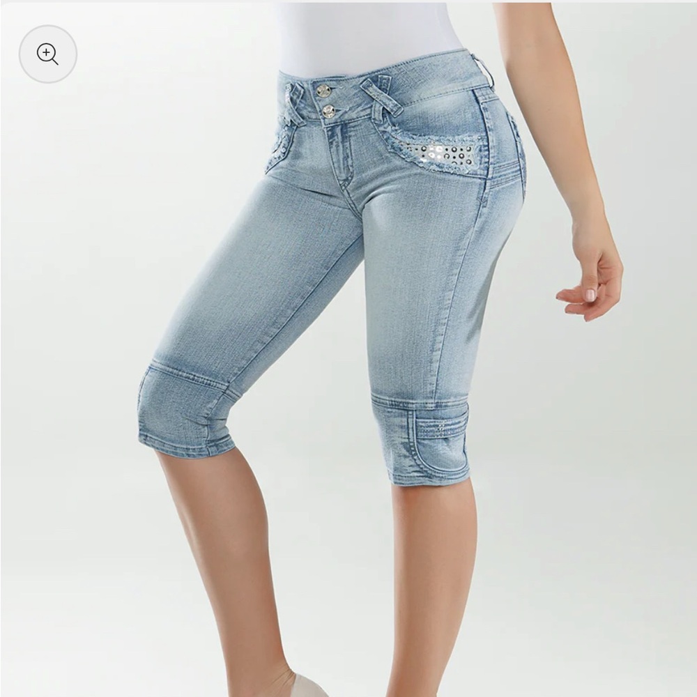 GELA - Push Up Capri by CYSM